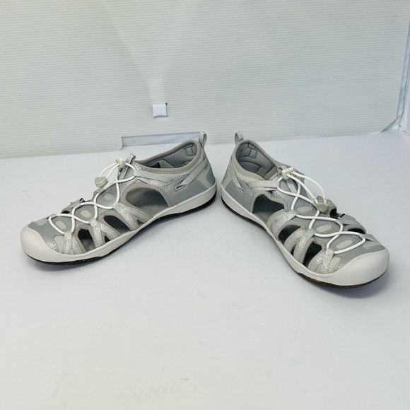 KEEN**SEACAMP II CNX**Silver Waterproof Shoes***US 6**$79 - Picture 3 of 6